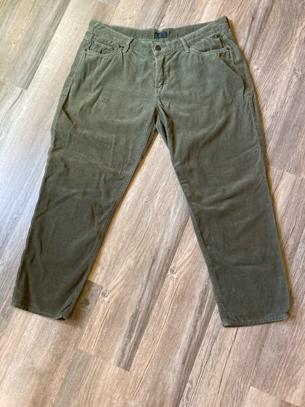 MOTHER The Dropout in Olive